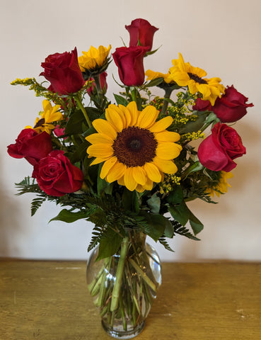 Red Roses and Sunflowers