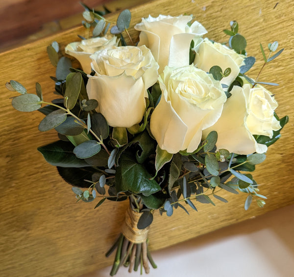 Dance Rose Handheld – Wild Blooms
